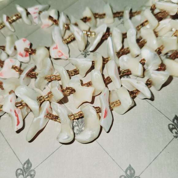 Vintage Natural Shell Mother of Pearl MOP Strand Necklace Bib Choker - Picture 2 of 5